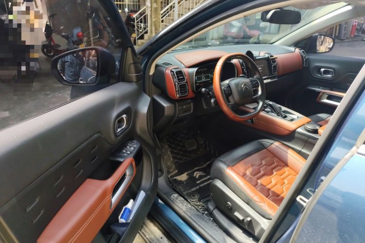 Used Citroen C5 AIRCROSS 2017 380THP Luxury Model Driver Seat