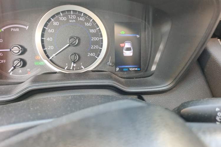 Used Toyota Corolla 2021 Dual-Motor 1.8L E-CVT Elite Edition
