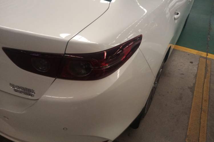 Used Mazda 3 Axela 2023 2.0L Automatic ZhiXuan Edition
