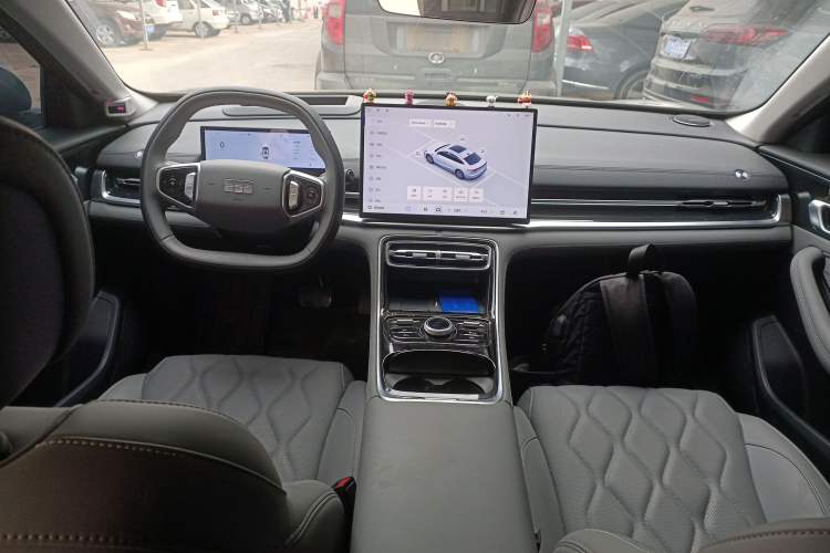 Used Geely Galaxy A7 2025 Model EM-i 150km Exploration+ Edition Interior 2