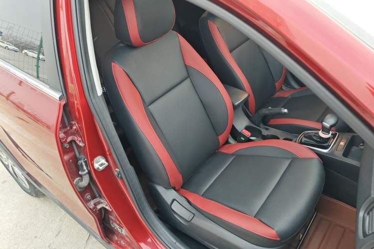 Used Kia KX Cross 2018 1.6L Automatic Dynamic Sunroof Version
