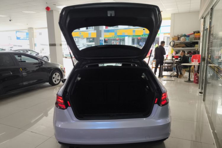 Used Audi A3 2014 Sportback 35 TFSI Automatic Style Edition Trunk