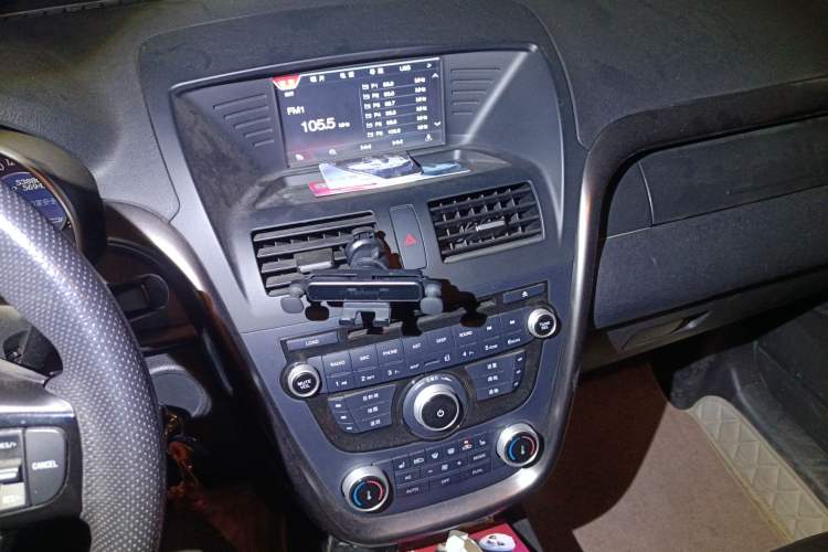 Used Bestune X80 2016 2.0L Automatic Luxury Model
