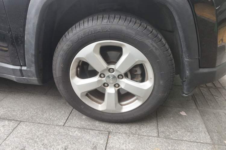 Used Jeep Compass 2017 200T Automatic Family Edition