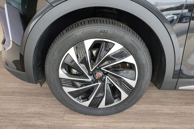 Used Hongqi HS7 PHEV 2024 2.0T PHEV Four-Wheel Drive Flagship Edition 6 Seats