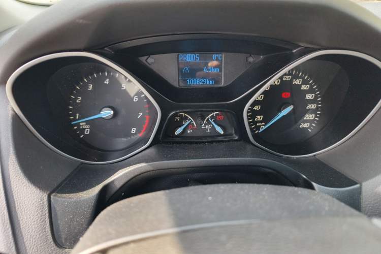 Used Ford Focus 2012 Sedan 1.6L Automatic Comfort Model
