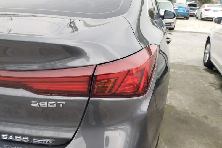 Used CHANGAN Eado 2023 Changan Edition PLUS Blue Whale NE 1.4T GDI DCT Prestige Version