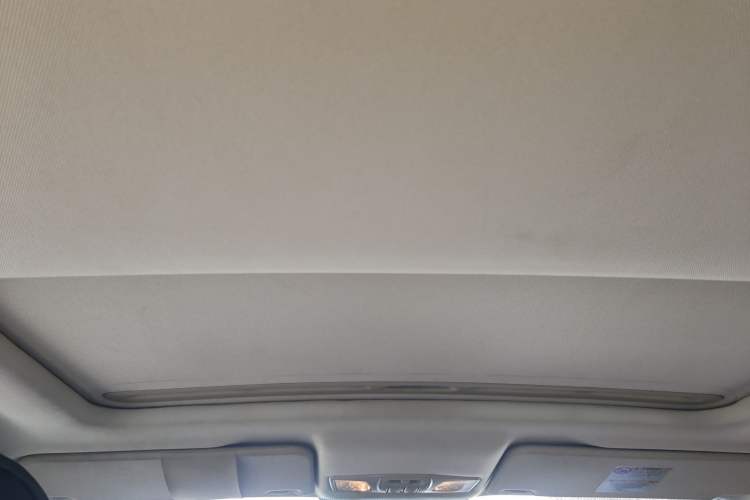 Used Bestune B50 2013 1.6L manual luxury version Headliner
