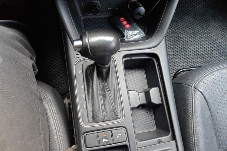 Used Kia Sorento 2013 2.4L 5-seat Gasoline Luxury Edition
