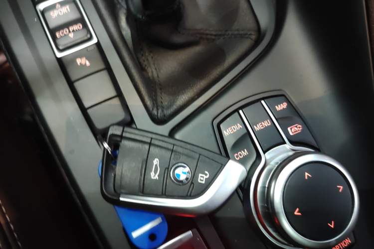 Used BMW X1 2022 sDrive25Li Leading Model Vehicle Key