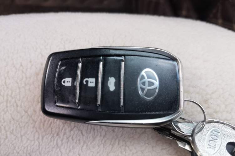Used Toyota Prado  Vehicle Key
