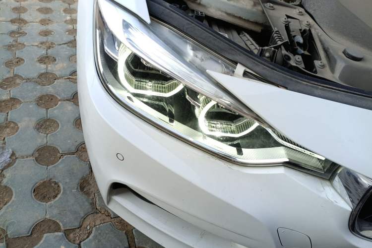 Used BMW 3 Series 2018 320Li Leading Model M Sport Package
