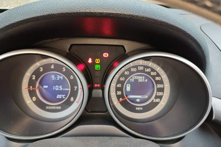 Used Bestune X80 2015 1.8T Automatic Luxury Model
