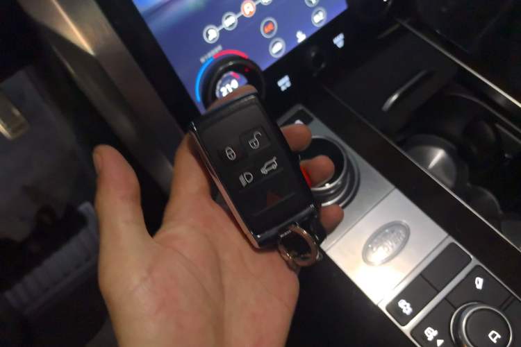 Used Land Rover Range Rover 2020 3.0 L6 Long-Wheelbase Legacy