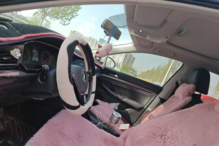 Used Volkswagen Bora 2021 1.5L Automatic Comfort Smart Connect Edition Left Front Seat