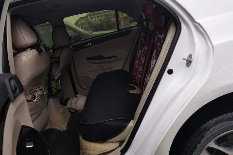 Used BYD e5 2017 300 Prestige Edition
