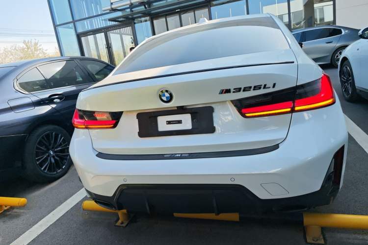 Used BMW 3 Series 2024 325Li M Sport Night Edition Package