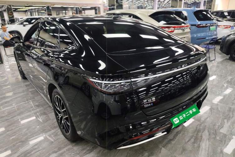 Used BYD Seal 2023 DM-i 1.5T 121km Flagship Model
