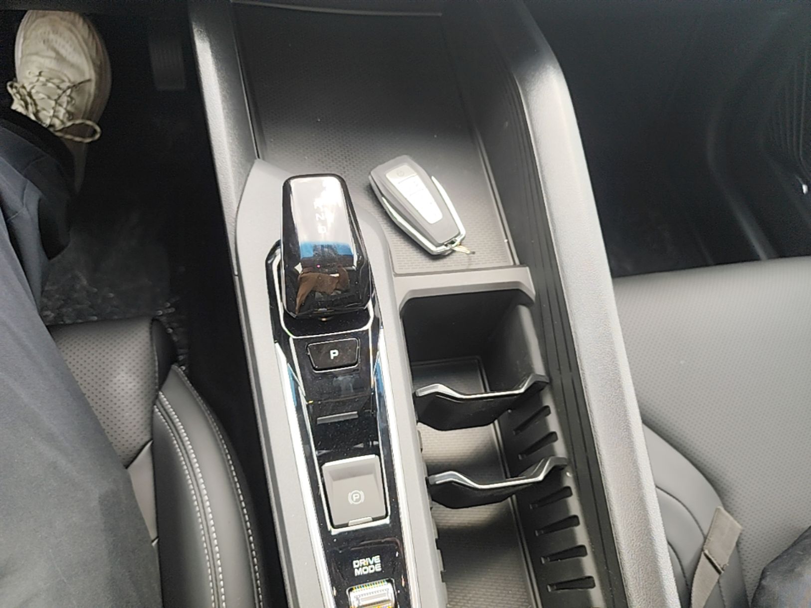 Geely Auto Binray 2024 Binrui COOL 1.5T DCT Longteng Edition — снимка 16