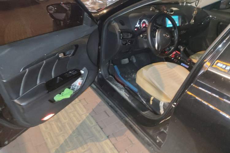 Used GAC Trumpchi GA6 2015 1.8T DCT Elite Model