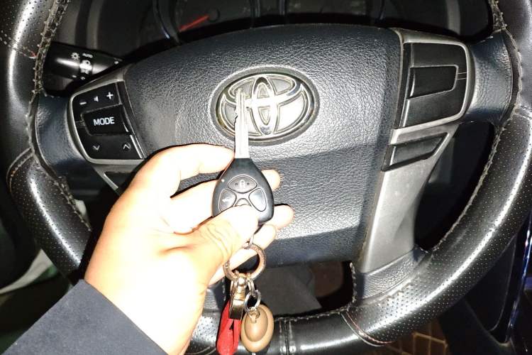 Used Toyota Reiz 2010 2.5V Fengdu Elite Edition Vehicle Key