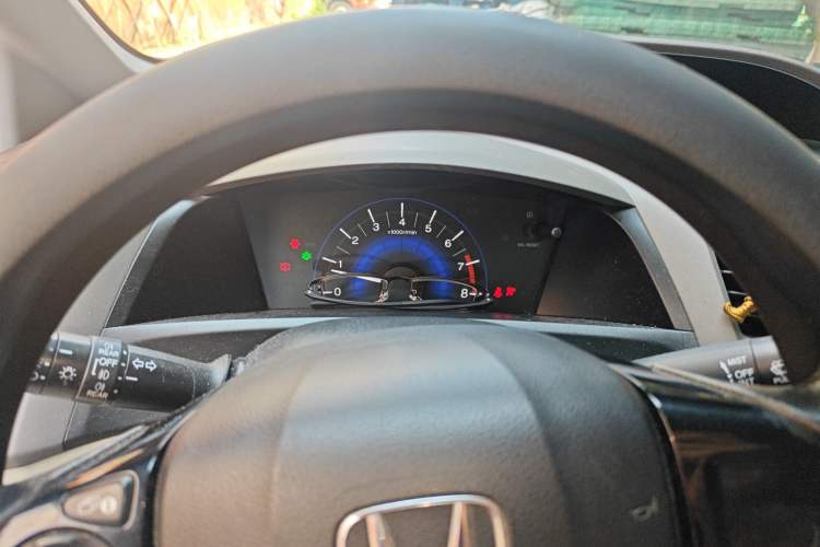 Used Honda Civic 2013 10th Anniversary Edition 1.8L Manual Comfort Version