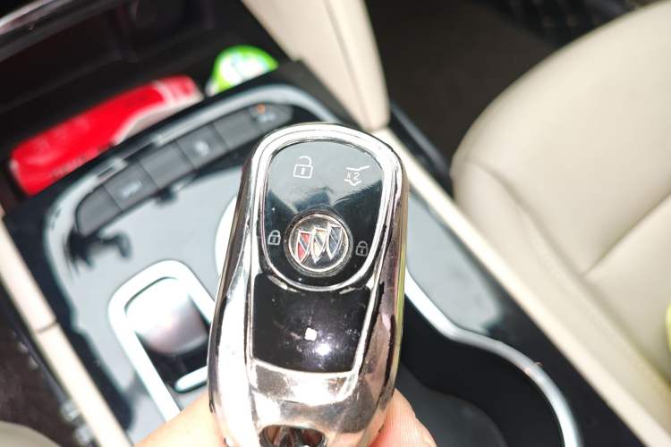 Used Buick Regal 2020 552T Elite Edition Vehicle Key