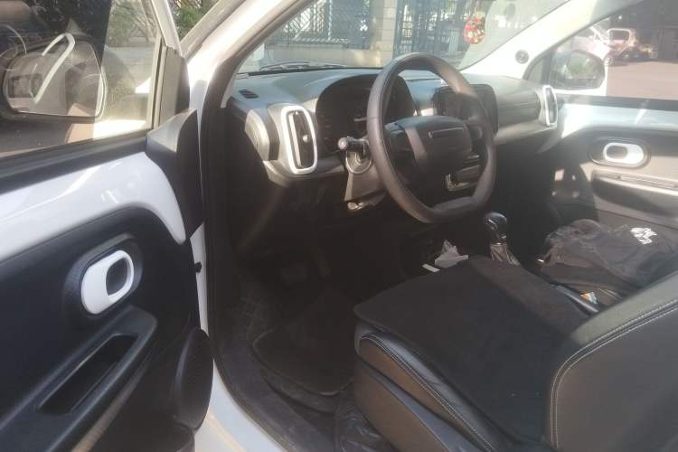 Used Roewe Clever 2022 311km QiQi BoBo Edition
