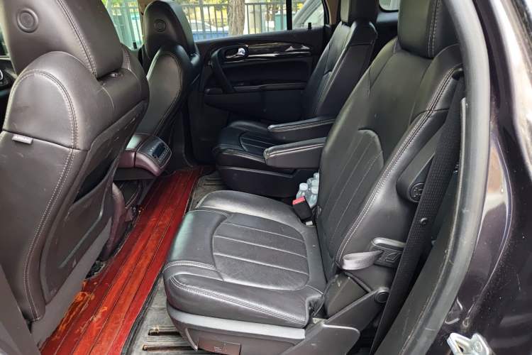 Used Buick Enclave 2014 3.6L Two-Wheel Drive Elite Comfort Version
