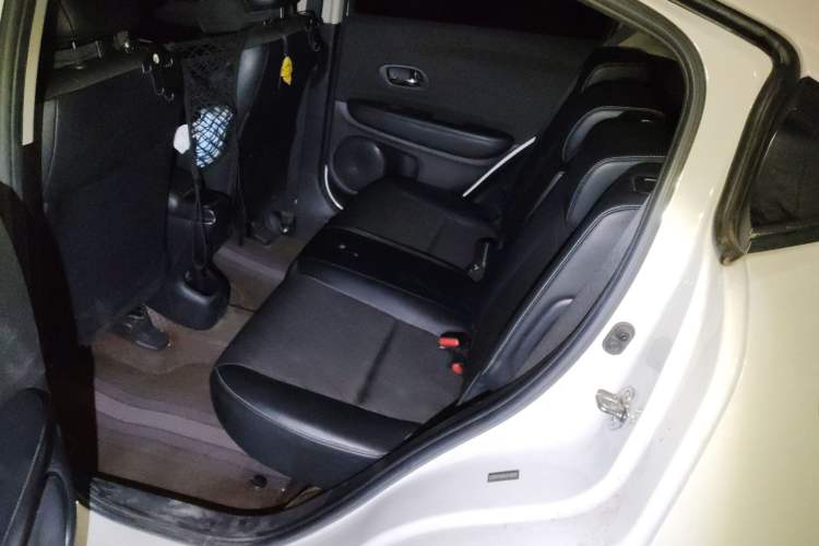 Used Honda Vezel 2020 1.5L CVT Pioneer Edition
