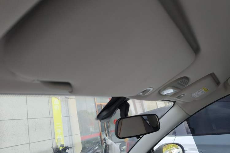 Used Chery QQ Little Ant 2024 Refreshed Version Youth Edition 321 km Beloved Edition 29.23 kWh Headliner