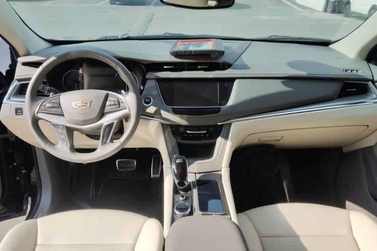 Used Cadillac XT5 2022 2.0T Four-Wheel Drive Luxury Version (Hummingbird Edition)