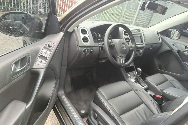 Used Volkswagen Tiguan 2015 1.8TSI Automatic Two-Wheel Drive Luxury Model Driver Seat