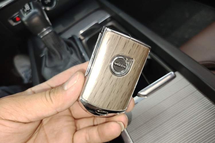 Used Volvo XC60 2021 T5 4x4 Smart Luxury Edition