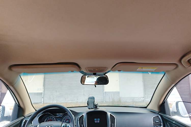 Used Baojun 560 2016 1.8L iAMT Elite Edition Headliner