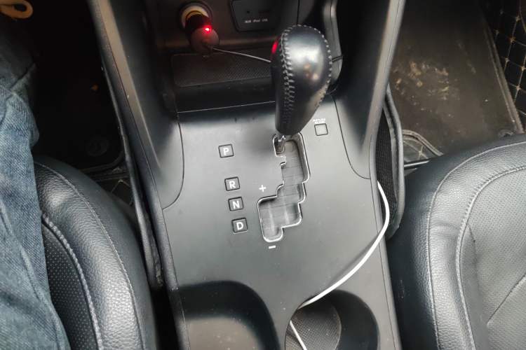 Used Hyundai ix35 2013 2.0L Automatic Two-Wheel Drive Smart GLS China IV Standard