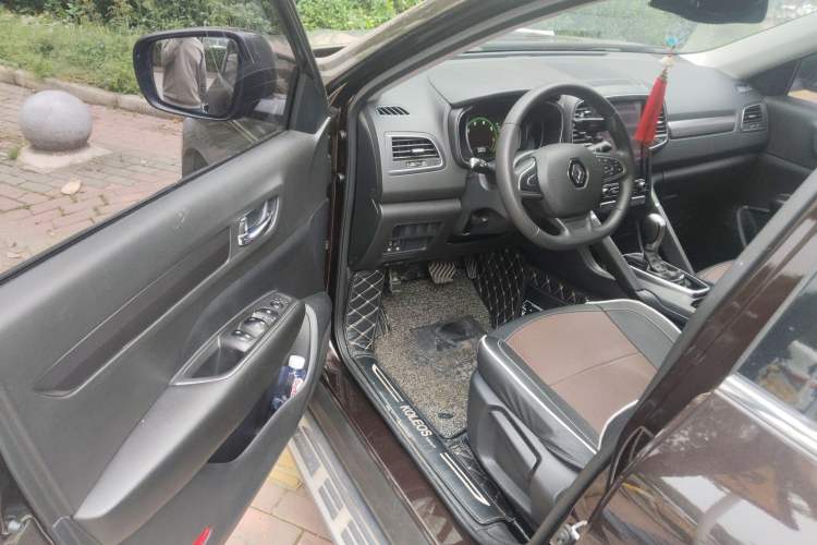 Used Renault Koleos 2018 2.0L Two-Wheel Drive Comfort Edition