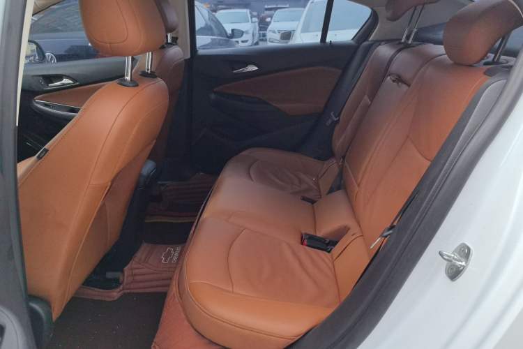 Used Chevrolet Cruze 2015 1.4T DCG Flagship Edition
