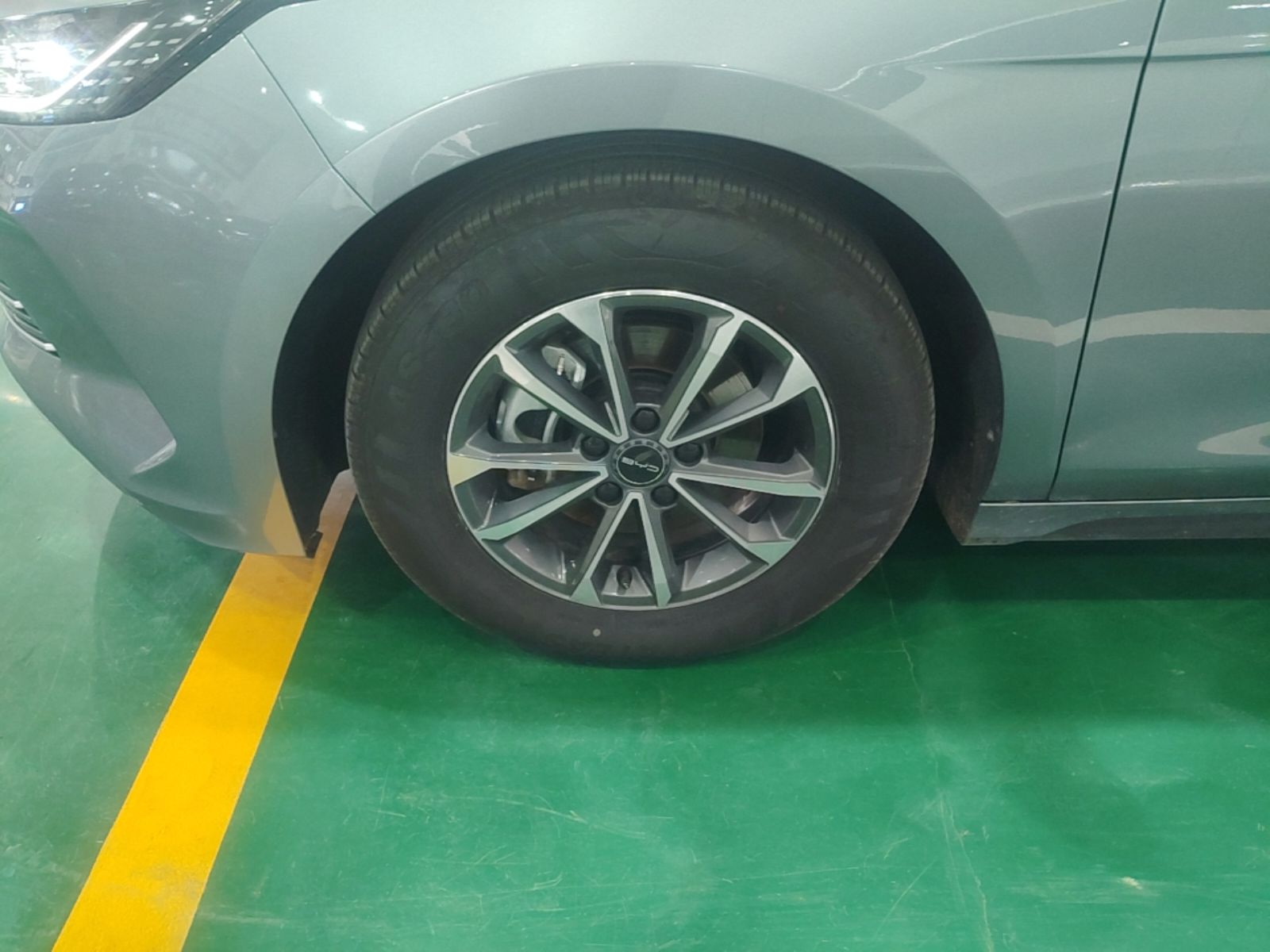 BYD Destroyer 05 2024 HONOR Edition DM-i 55KM Luxury Model — снимка 10