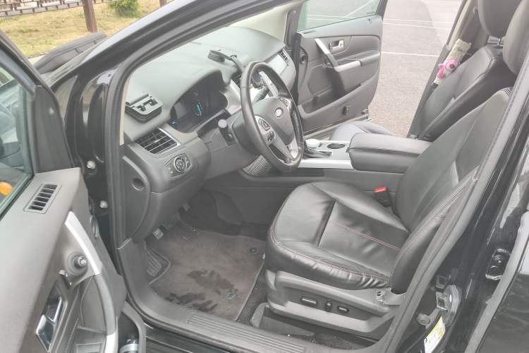 Used Ford Edge 2012 2.0T Elite Edition Interior 3