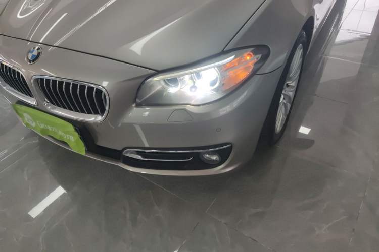 Used BMW 5 Series 2014 525Li Luxury Design Package Left Front Headlight