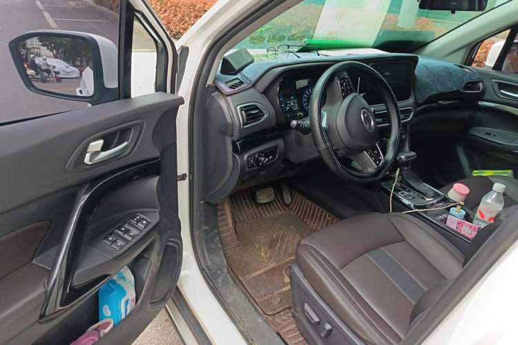 Used GAC Trumpchi GS4 2018 235T Automatic Two-Wheel Drive Luxury Smart Connectivity Millionth Anniversary Edition Driver Seat