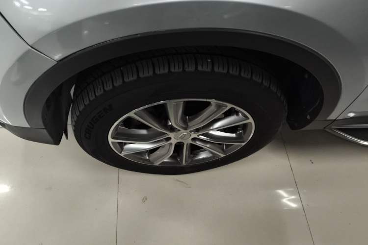 Used Geely Auto Emgrand X7 Sport 2016 1.8TD Automatic Smart Model Exterior 4