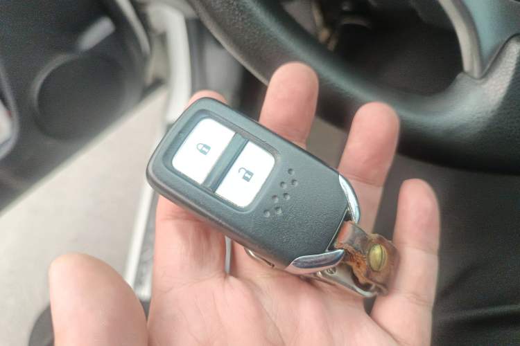 Used Honda Jade 2014 1.8L Automatic Comfort Elite Version 5 Seats
