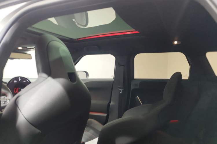 Used MINI Electric MINI ACEMAN 2024 SE Racing Driver