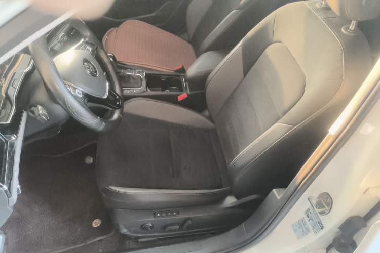 Used Volkswagen Sagitar 2020 280TSI DSG Luxury Version China VI Standard
