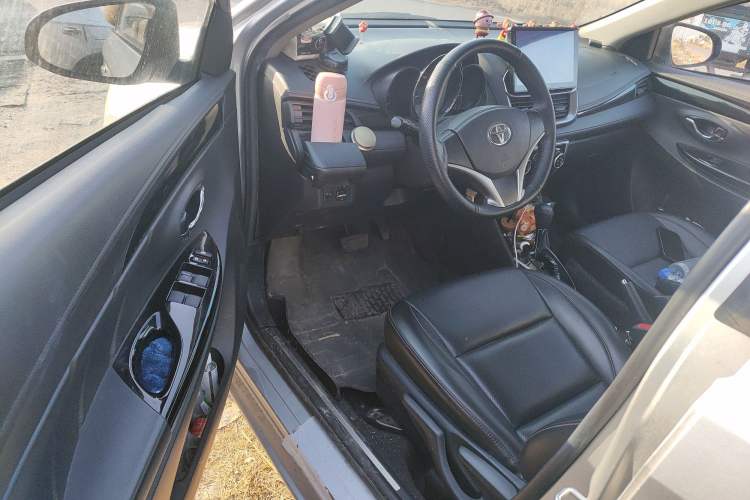 Used Toyota YARiS L Zhi Xuan 2020 1.5L CVT Luxury Edition Driver Seat