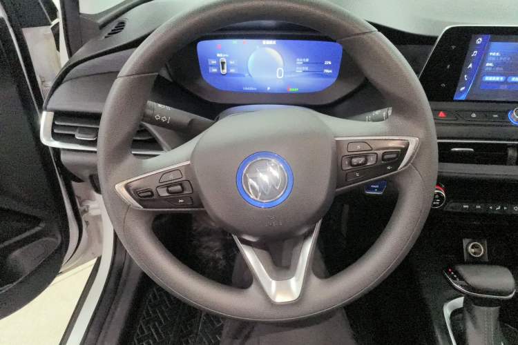 Used Buick Velite 6 2023 430km Range Commuter Version
