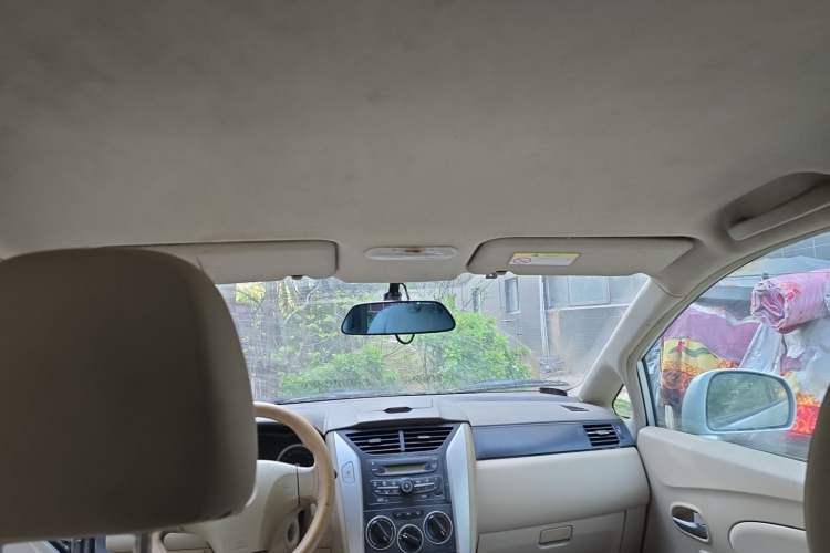 Used Venucia D50 2012 1.6L Manual Comfort Edition Headliner