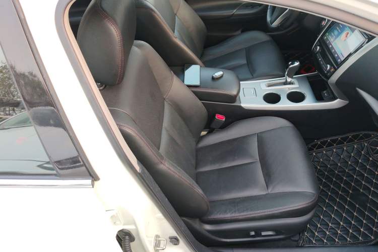 Used Nissan Teana 2016 2.0L XL Comfort Edition Right Front Seat